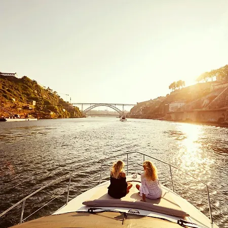 Private Yacht- Douro River Ботель *