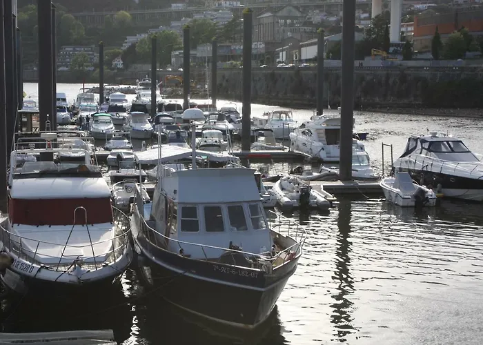 Private Yacht- Douro River Botel