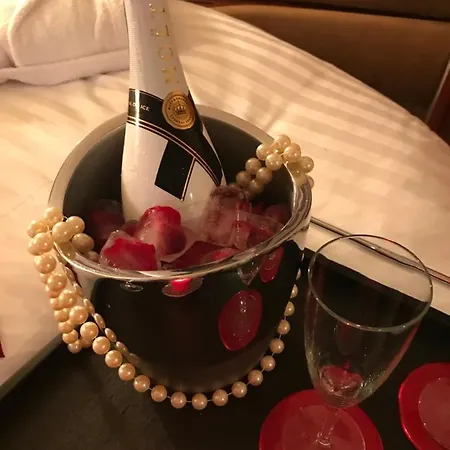 Private Yacht- Douro River 보트호텔