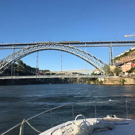 Private Yacht- Douro River 보트호텔 포르투