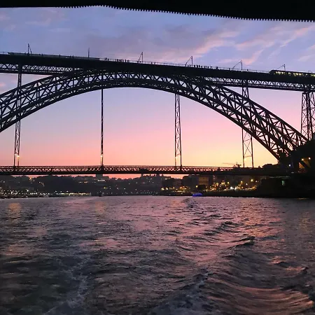Private Yacht- Douro River 보트호텔